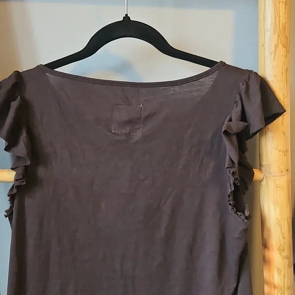 Chaser Ruffle Cap Sleeve Tee - Picture 4 of 6